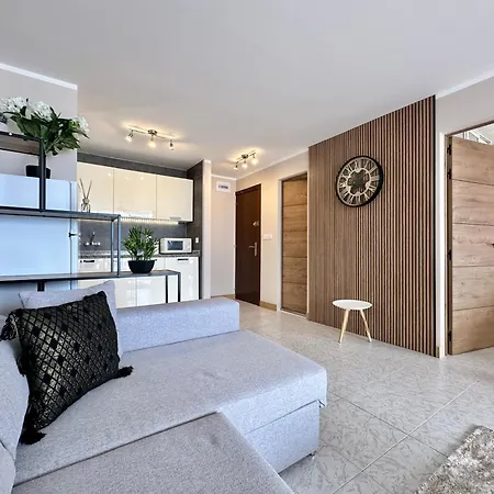 Torres De Yomely -y3a * Playa de las Américas