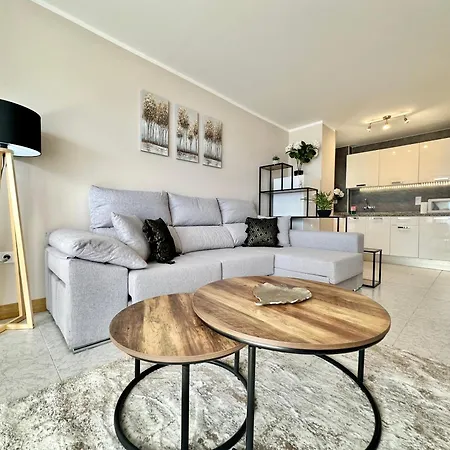 Torres De Yomely -y3a * 美洲海滩